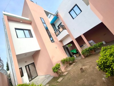 BELLE VILLA DUPLEXE AVEC PISCINE EN VENTE 